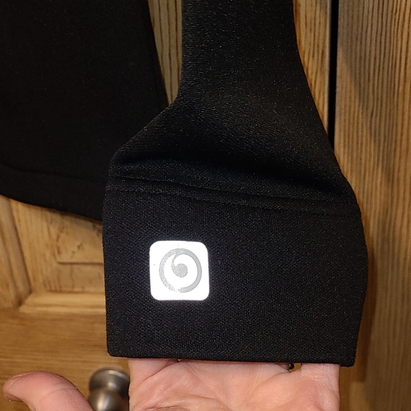 Quarter zip pullover - Picture 2 of 6